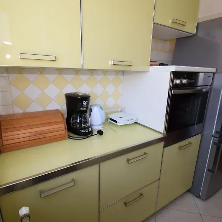 Apartment Spacious In With Balcony